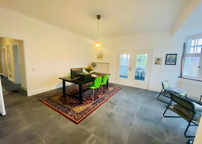 Get-Your-Flat Traumhafte Altbau-Wohnung In Denkmal-Villa 3 Zr Kue Bad 2 Schlafzr 125 M2 Haustier Auf Anfrage - Ruhig & Naturnah